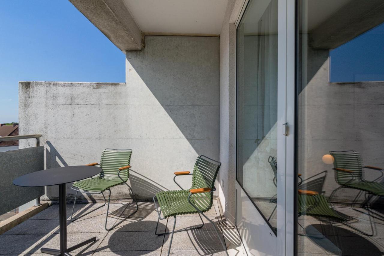 Limehome Wolfsburg Porschestrasse Buitenkant foto