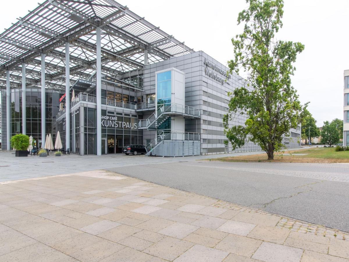 Limehome Wolfsburg Porschestrasse Buitenkant foto