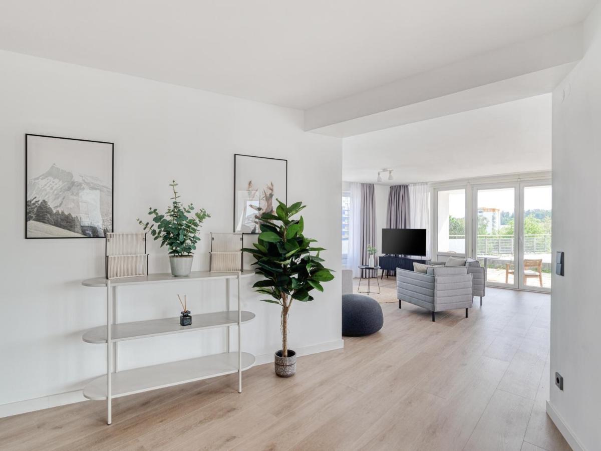 Limehome Wolfsburg Porschestrasse Buitenkant foto