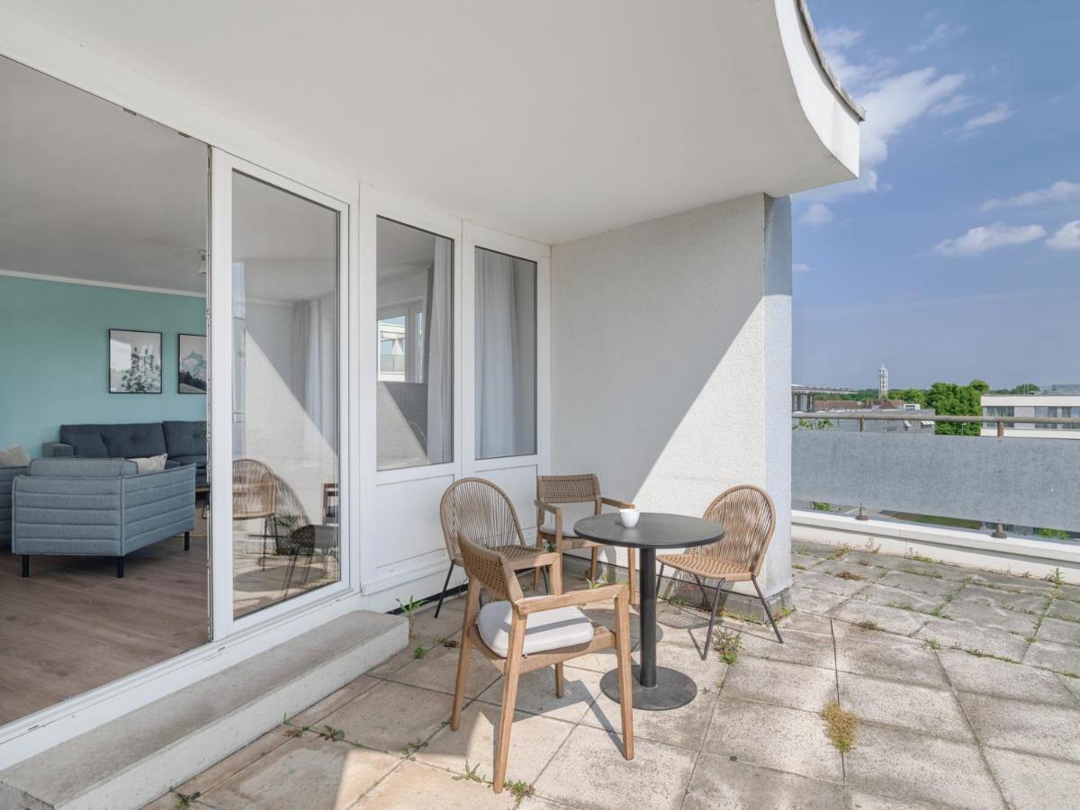 Limehome Wolfsburg Porschestrasse Buitenkant foto